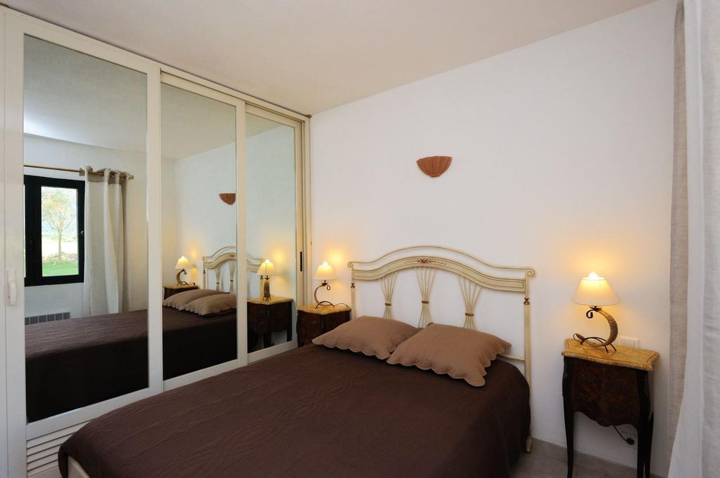 Terracorse Villa Figari  Room photo